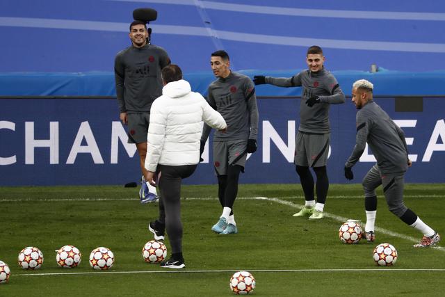 弗格45分辽宁惜败首钢 张宁17分山西胜四川